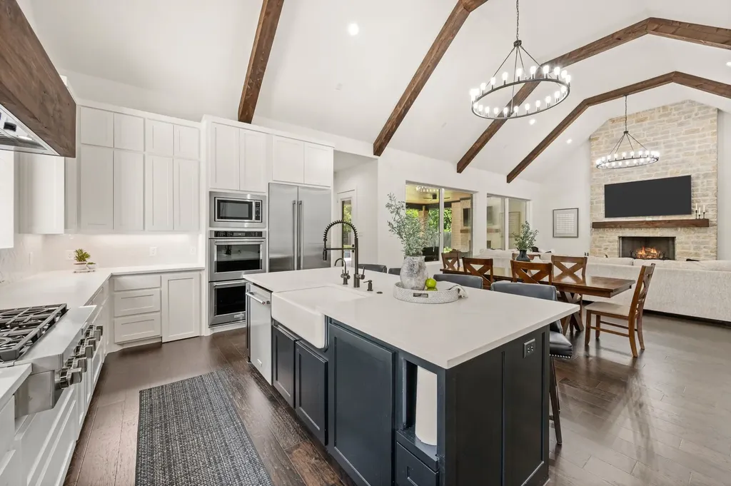 160 S Woodland Trail Double Oak TX 75077