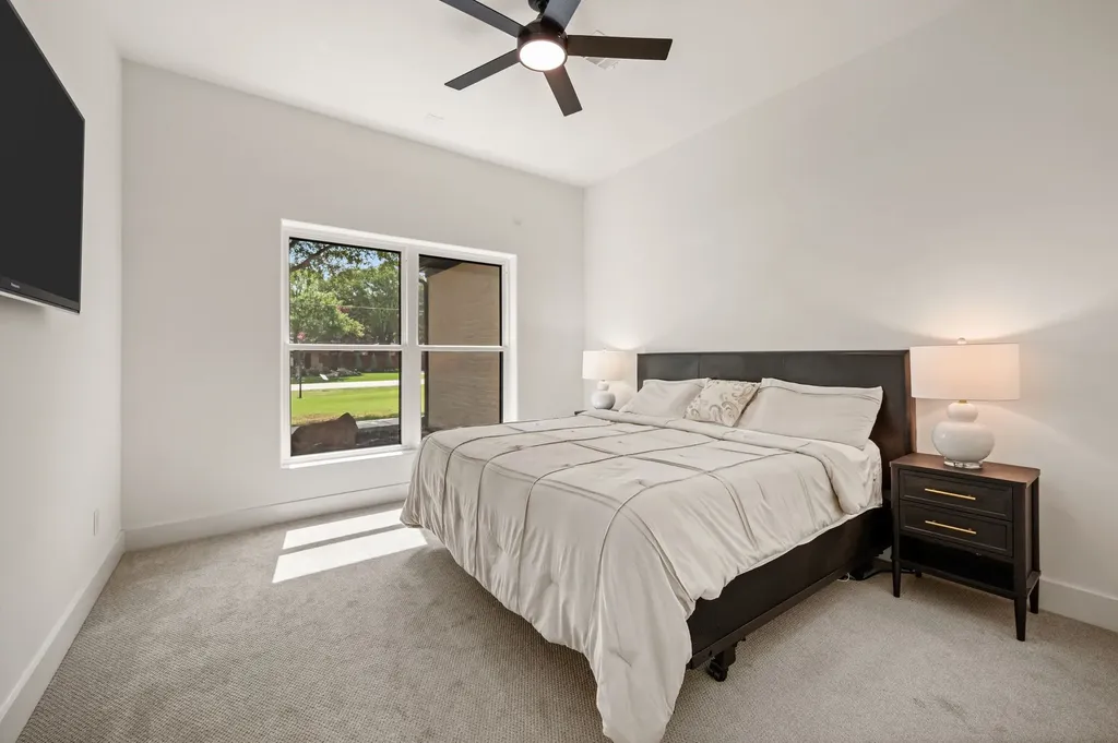 160 S Woodland Trail Double Oak TX 75077