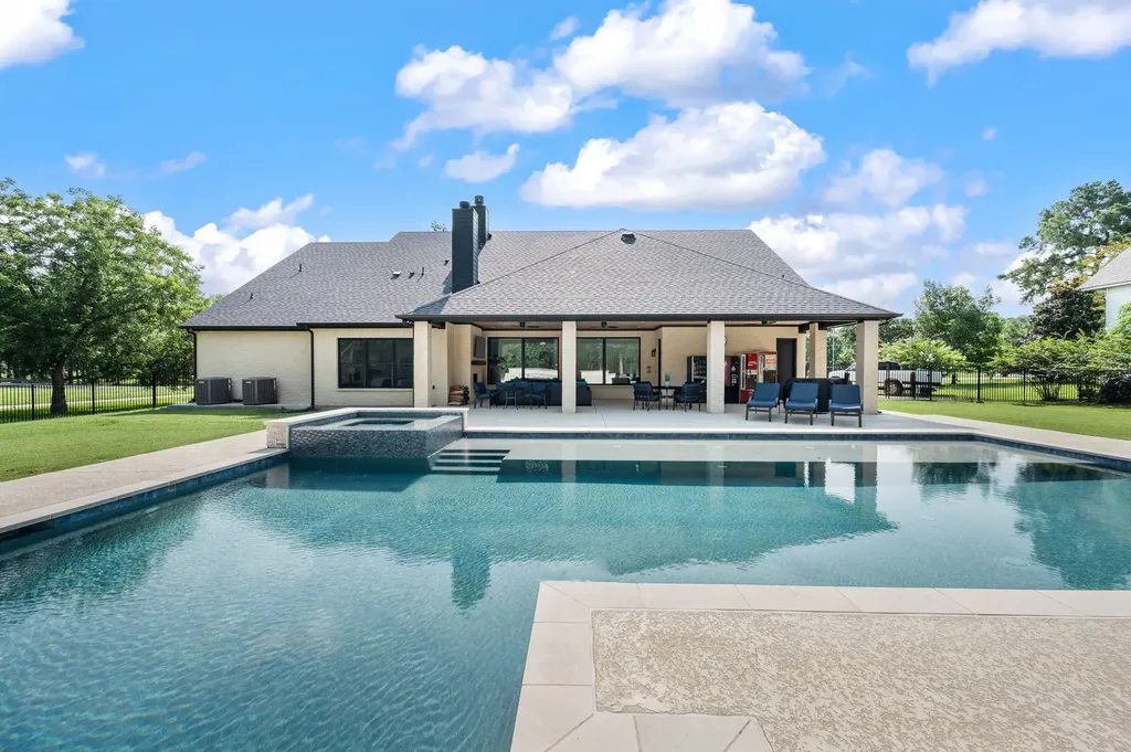 160 S Woodland Trail Double Oak TX 75077