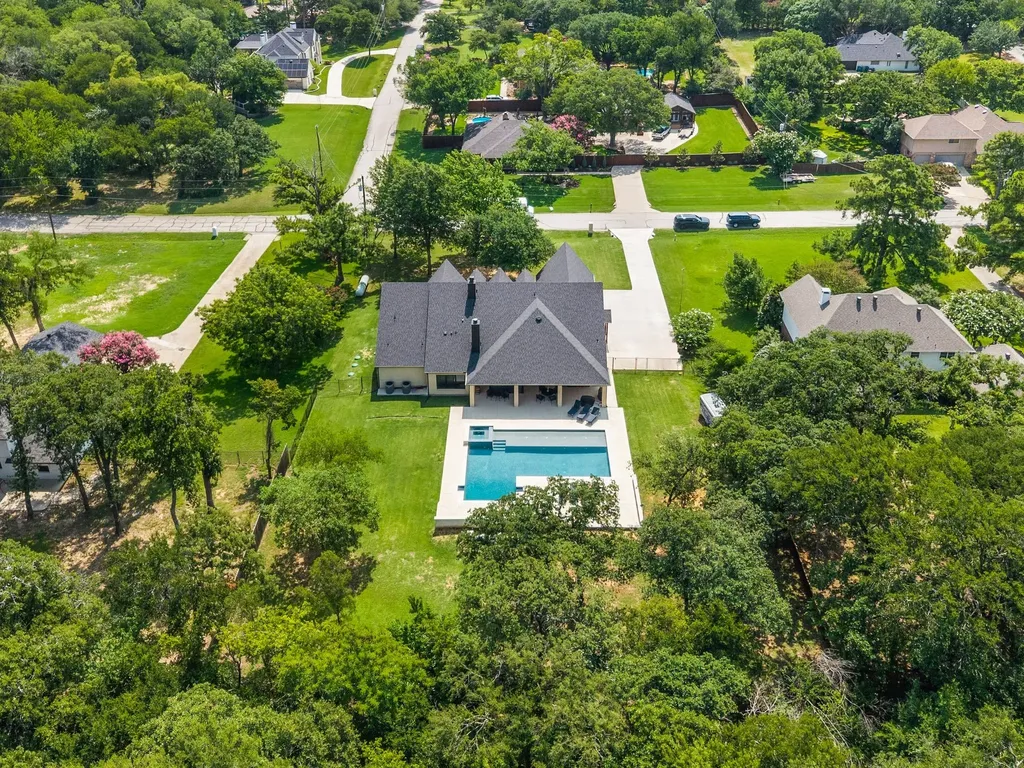 160 S Woodland Trail Double Oak TX 75077