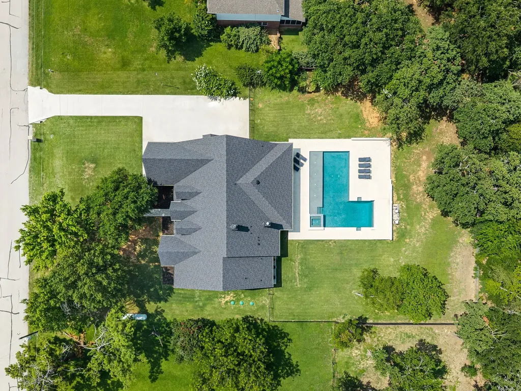 160 S Woodland Trail Double Oak TX 75077