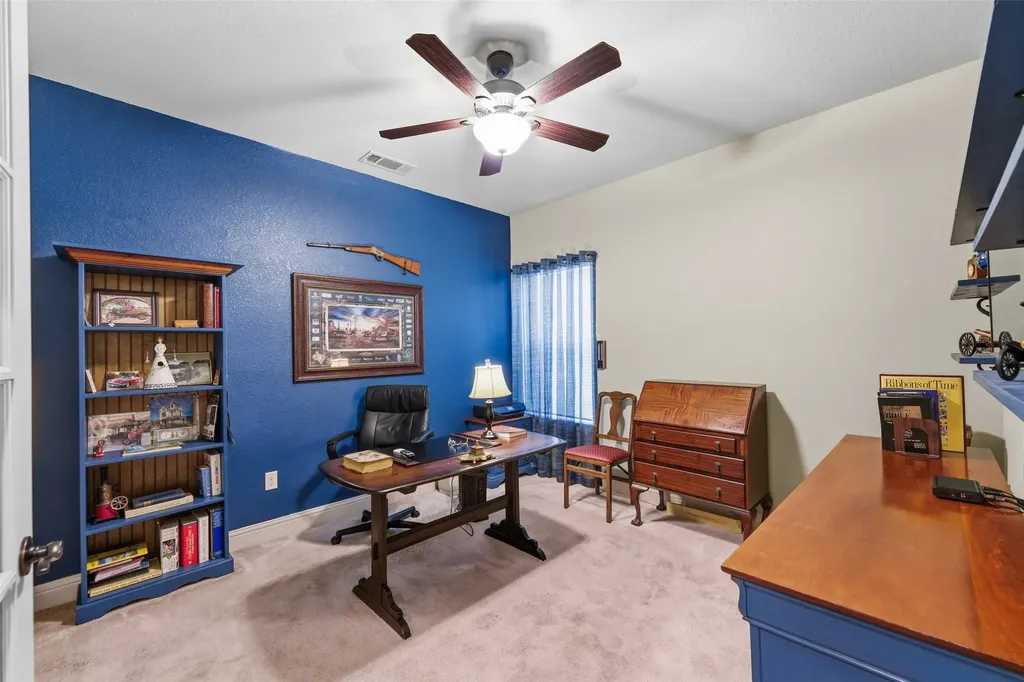 1243 Chartres Oak Ridge TX 75142