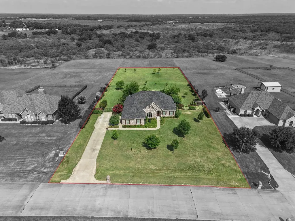1243 Chartres Oak Ridge TX 75142