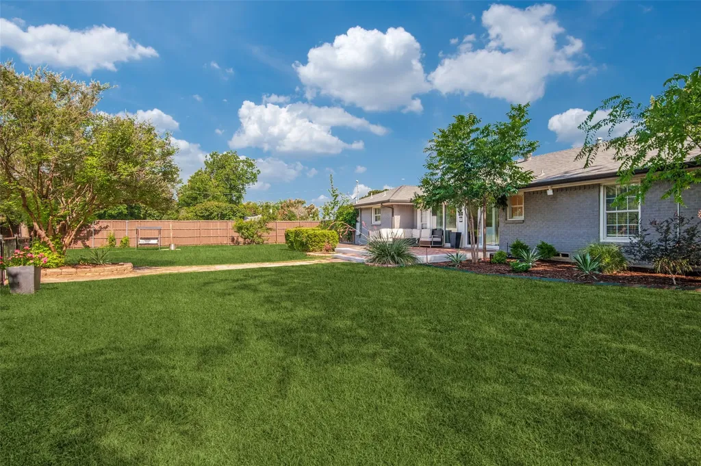 4006 Walnut Hill Lane Dallas TX 75229