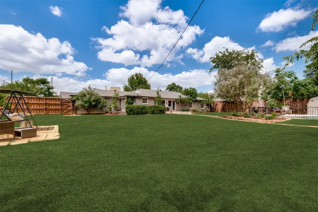 4006 Walnut Hill Lane Dallas TX 75229