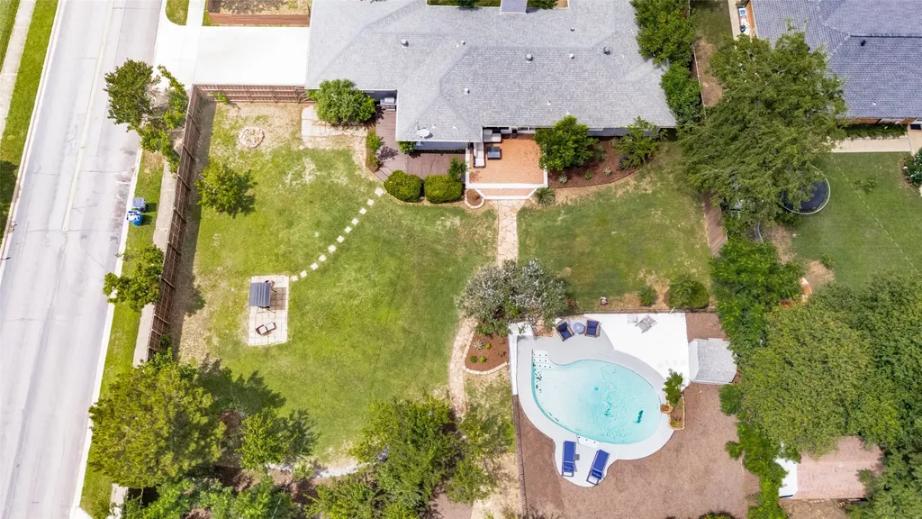 4006 Walnut Hill Lane Dallas TX 75229