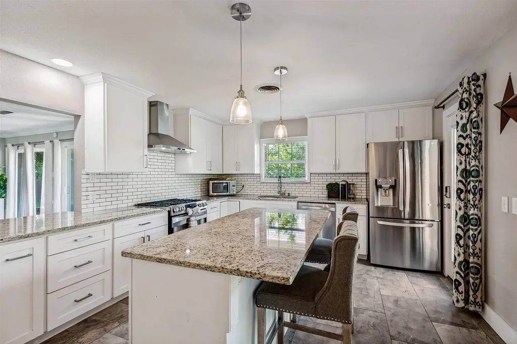 4006 Walnut Hill Lane Dallas TX 75229