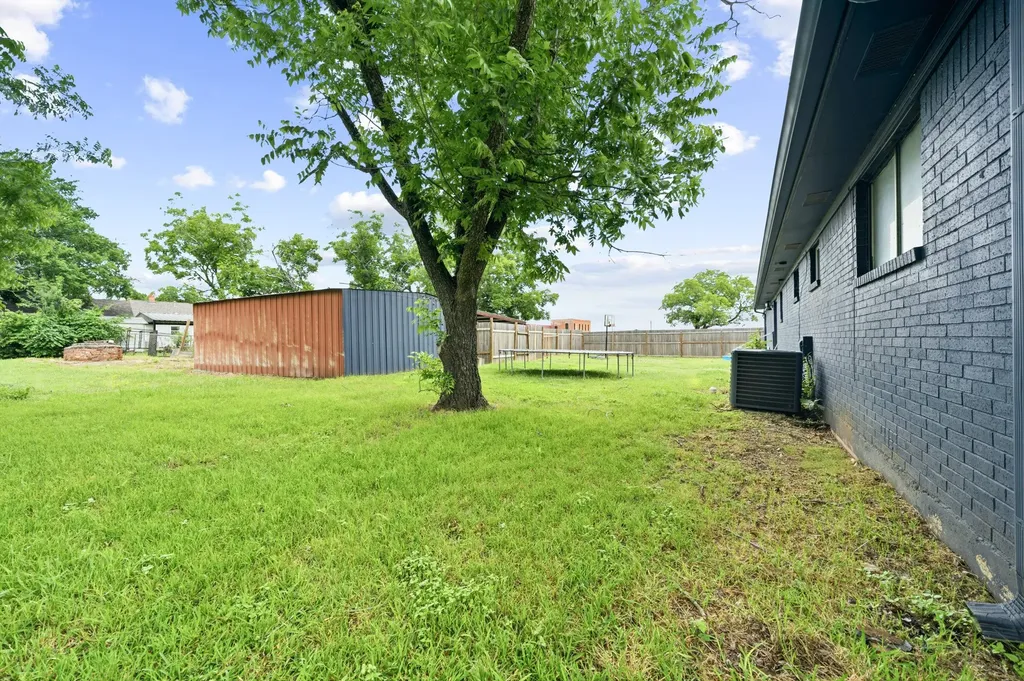 9338 5th Street Crawford TX 76638
