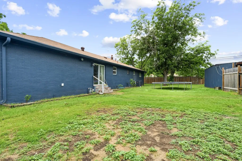 9338 5th Street Crawford TX 76638
