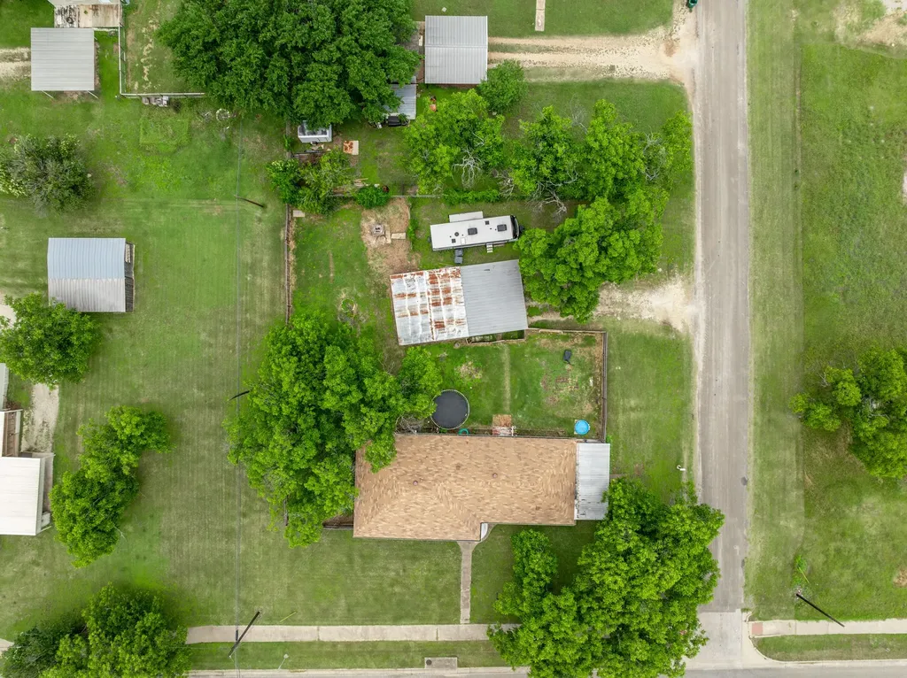 9338 5th Street Crawford TX 76638