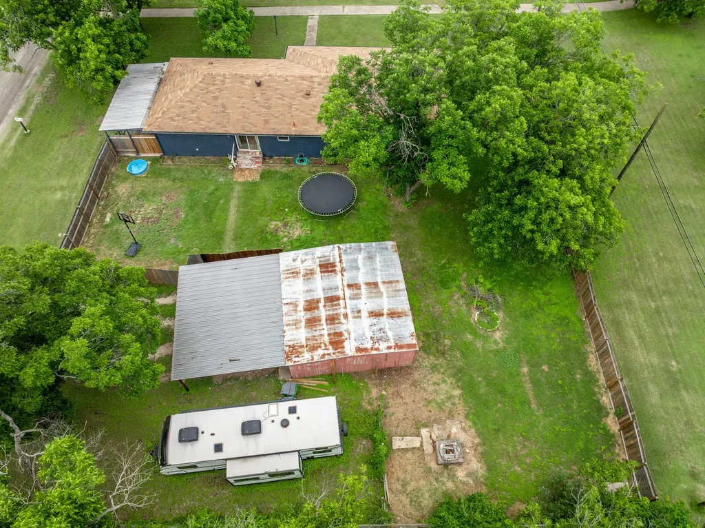 9338 5th Street Crawford TX 76638