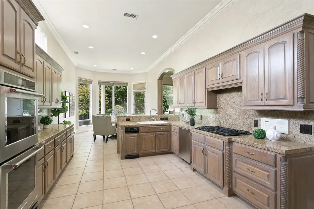 5864 Arrowhead Drive Frisco TX 75034
