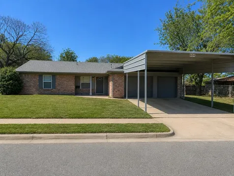 604 Pinto Lane Saginaw TX 76179