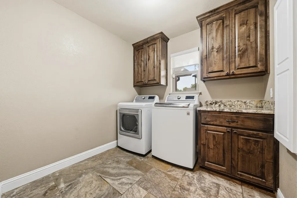 716 Retoma Park Drive Robinson TX 76706