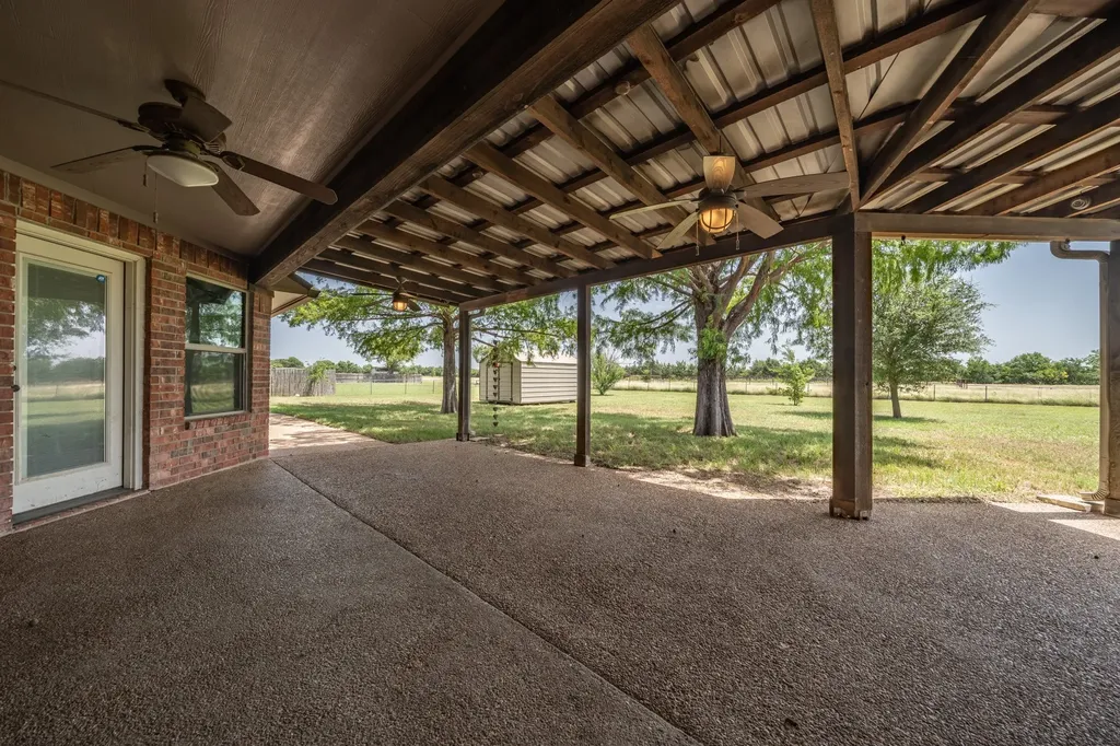 716 Retoma Park Drive Robinson TX 76706