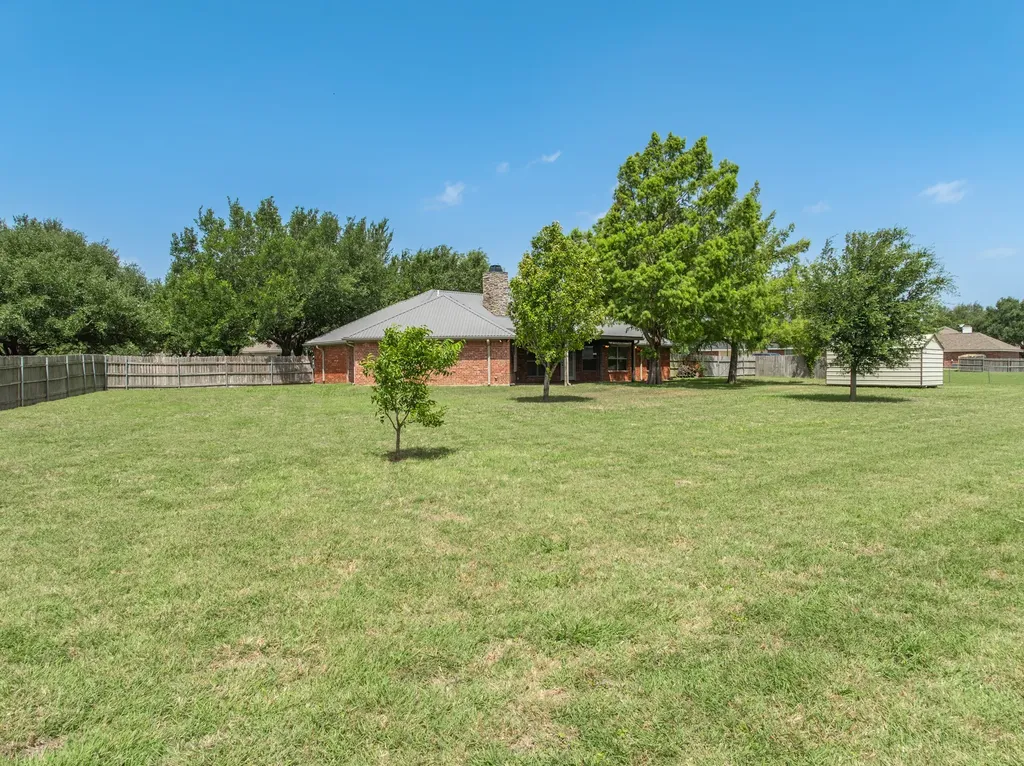716 Retoma Park Drive Robinson TX 76706