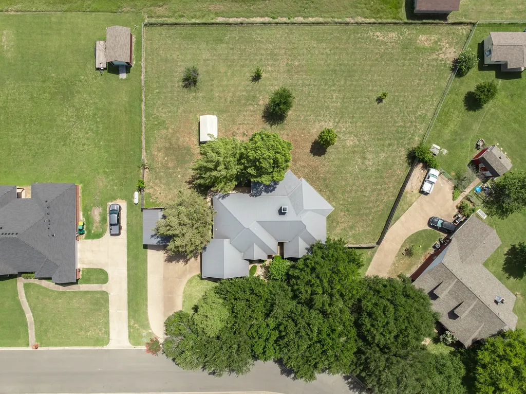 716 Retoma Park Drive Robinson TX 76706
