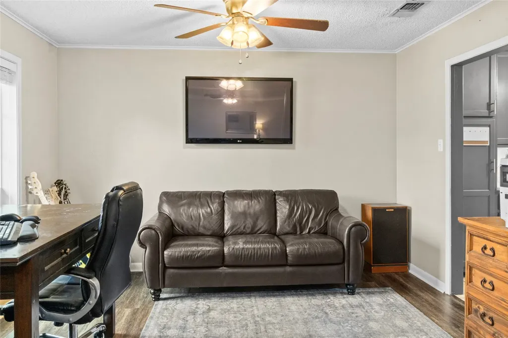 4 Circle . Drive Teague TX 75860