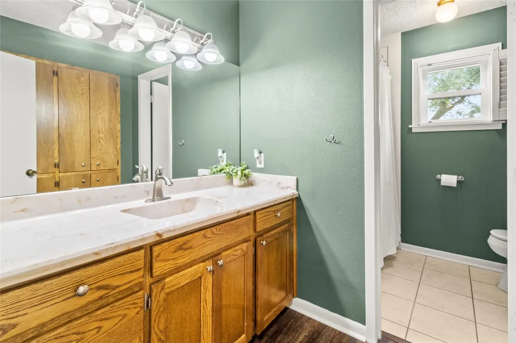 4 Circle . Drive Teague TX 75860