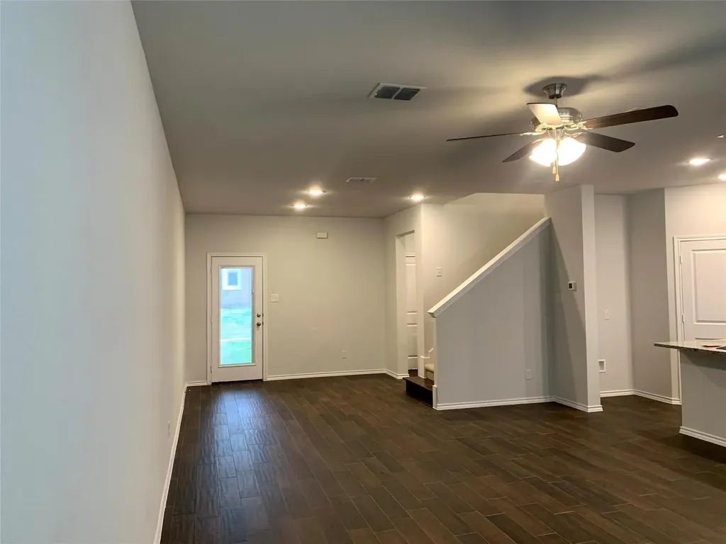 407 Milverton Drive Fort Worth TX 76036