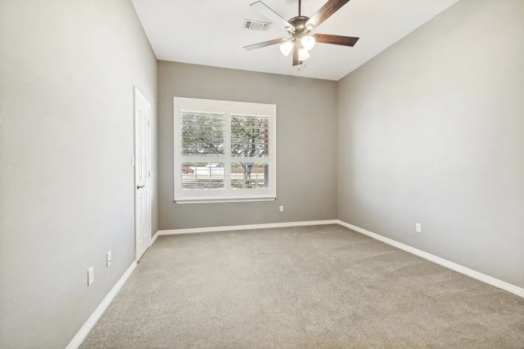 225 Pear Tree Lane Collinsville TX 76233