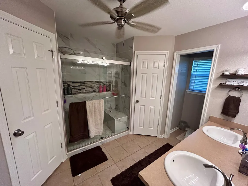 187 Sandy Reno TX 75462