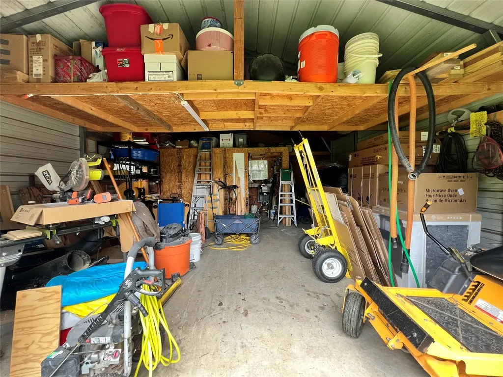 187 Sandy Reno TX 75462
