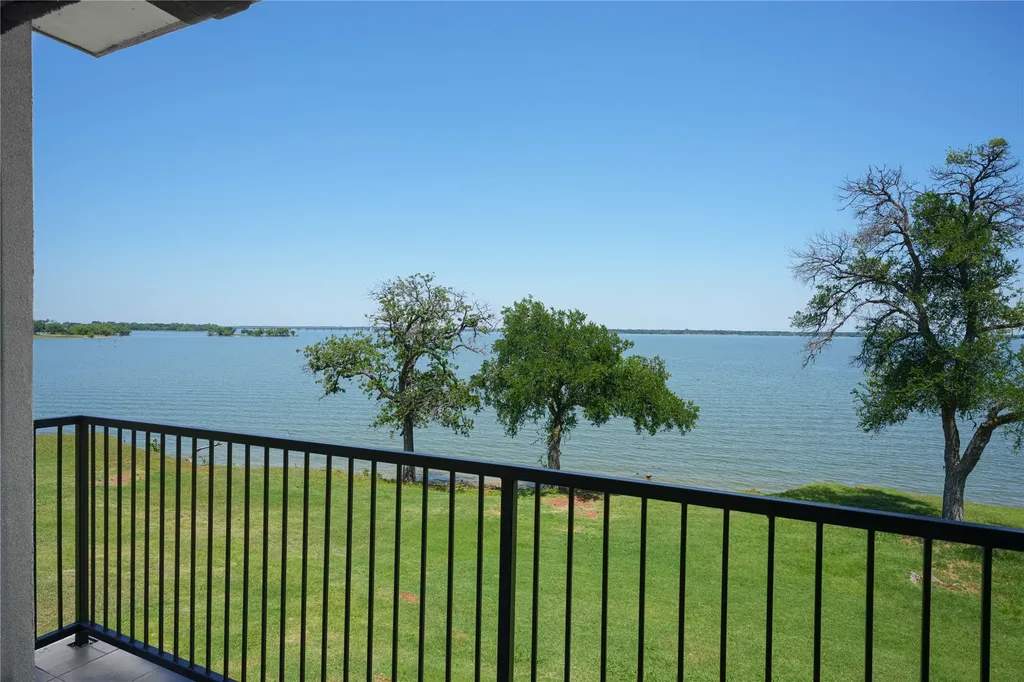 500 Waters Edge Drive Lake Dallas TX 75065