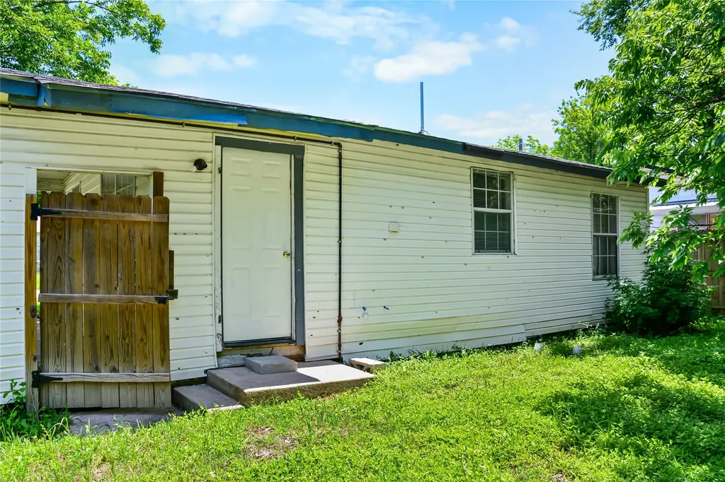 1110 S 24th Street Temple TX 76501