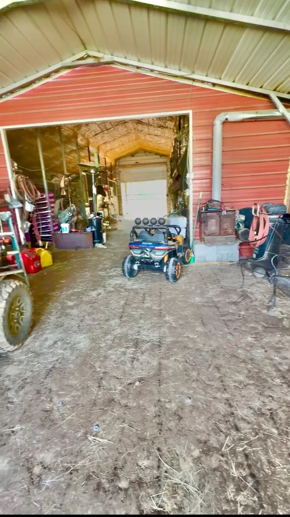 8261 County Road 381 Tyler TX 75708