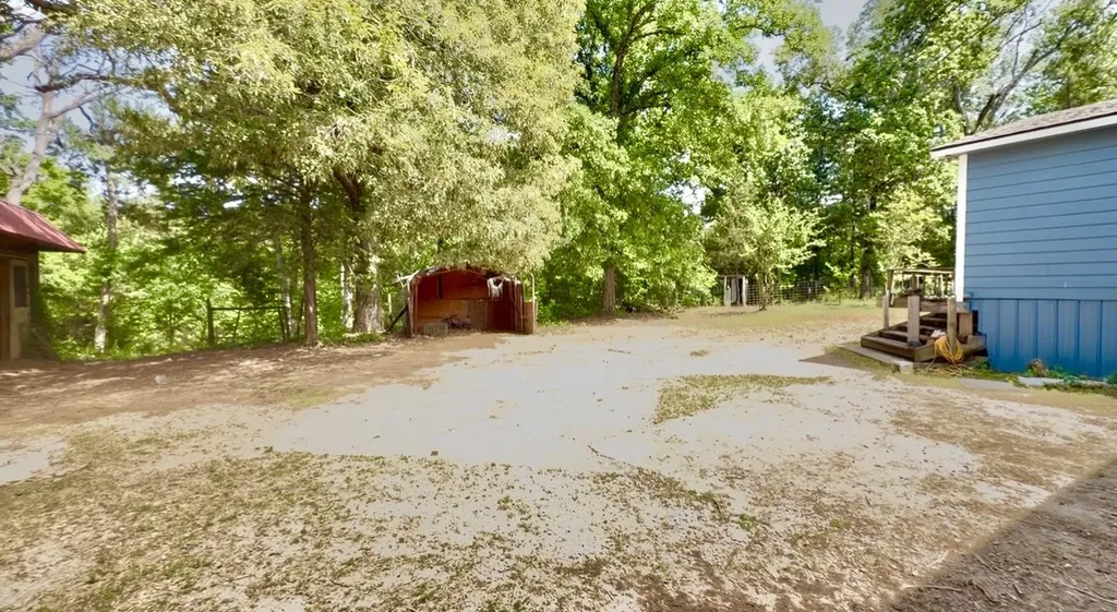 8261 County Road 381 Tyler TX 75708