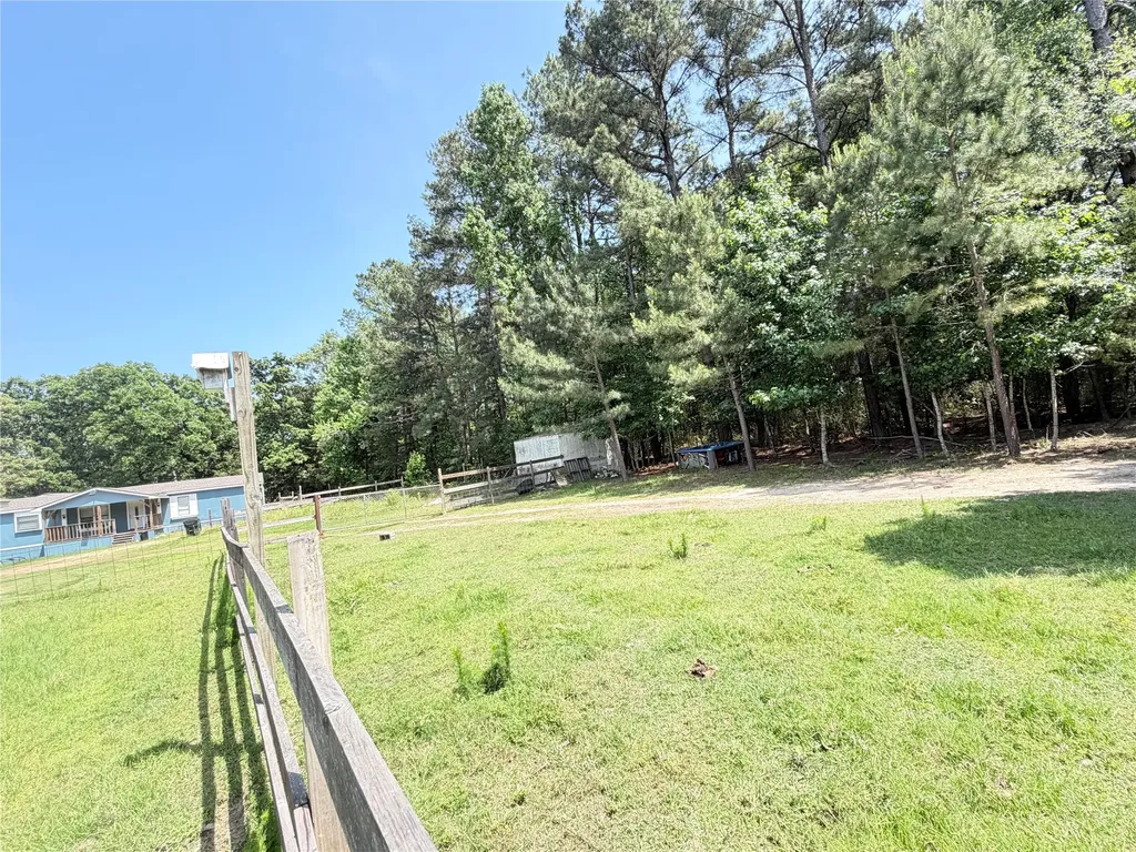 8261 County Road 381 Tyler TX 75708