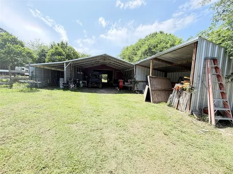 8261 County Road 381 Tyler TX 75708