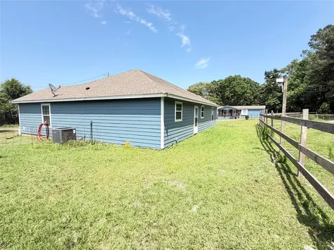 8261 County Road 381 Tyler TX 75708