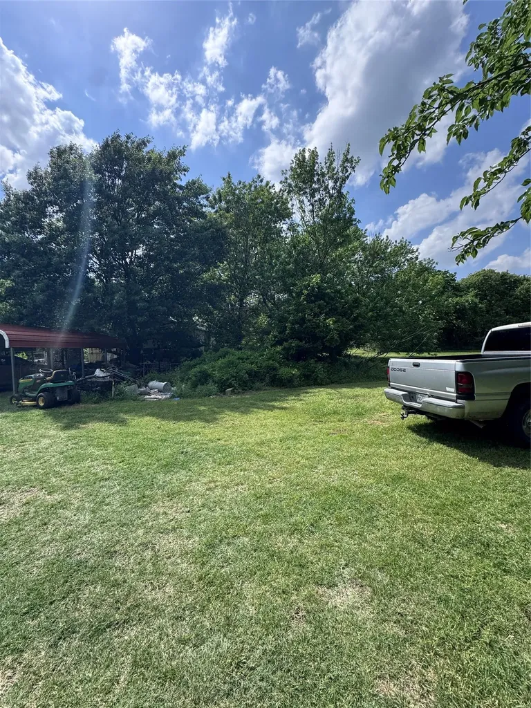806 Old Base Road Aurora TX 76078