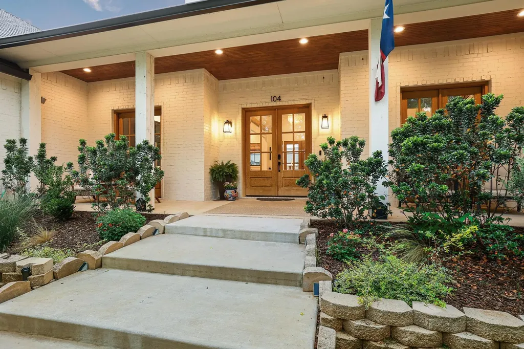 104 Beavers Bend Drive Gunter TX 75058
