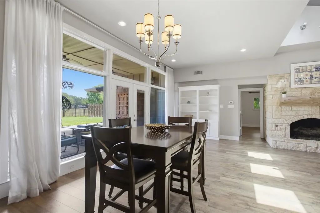 3217 Golfing Green Farmers Branch TX 75234