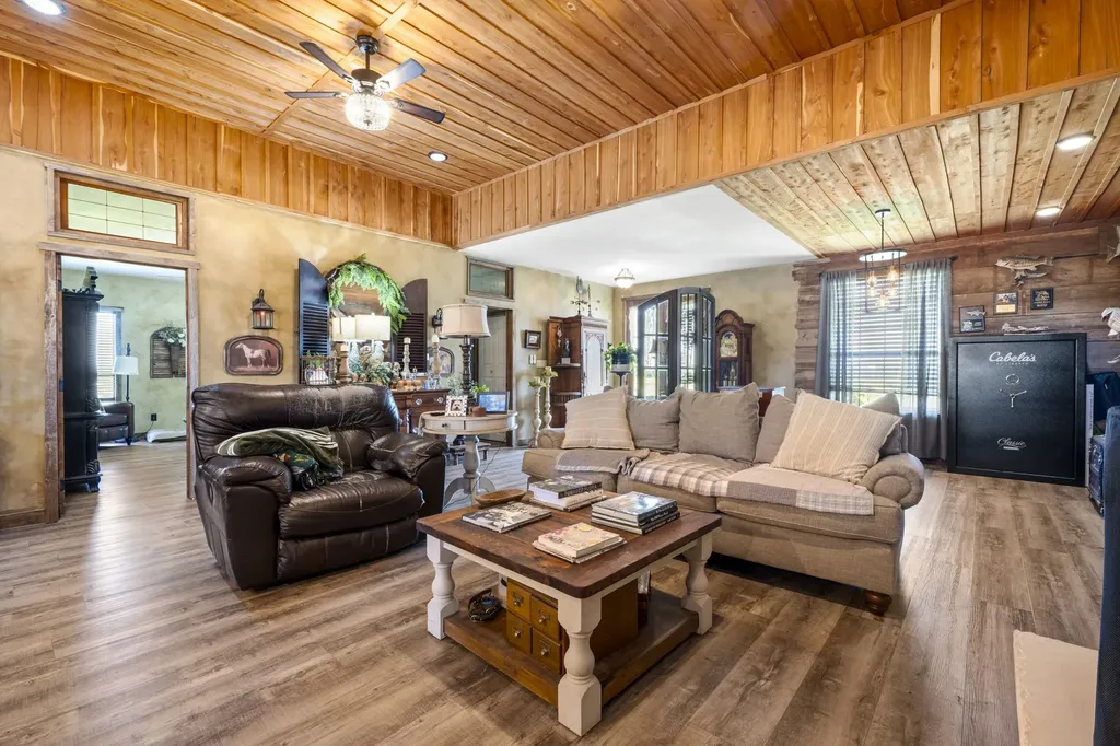 12102 Cedar Rock Parkway Crawford TX 76638