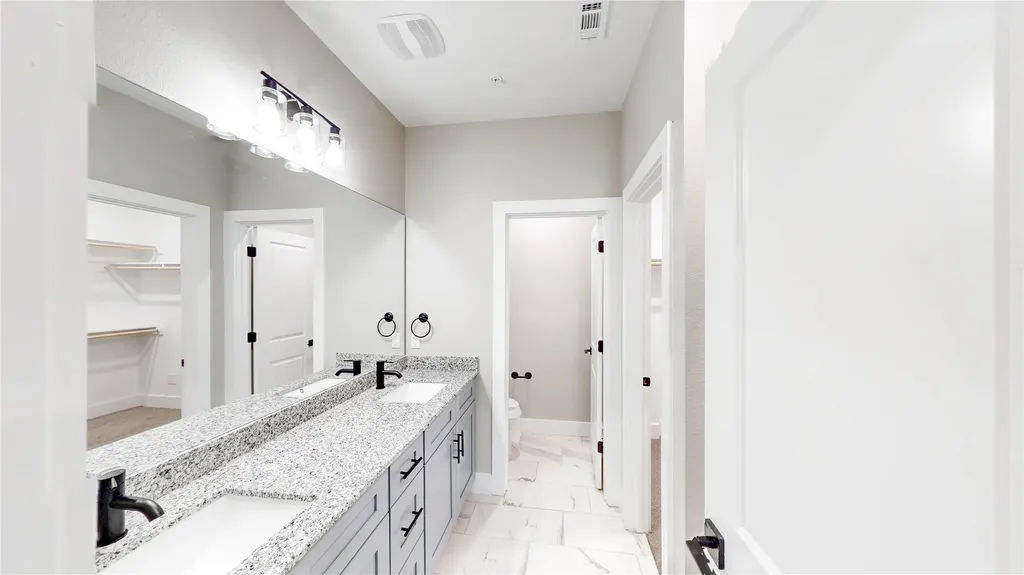 3717 Bonnie Brae Street Denton TX 76226
