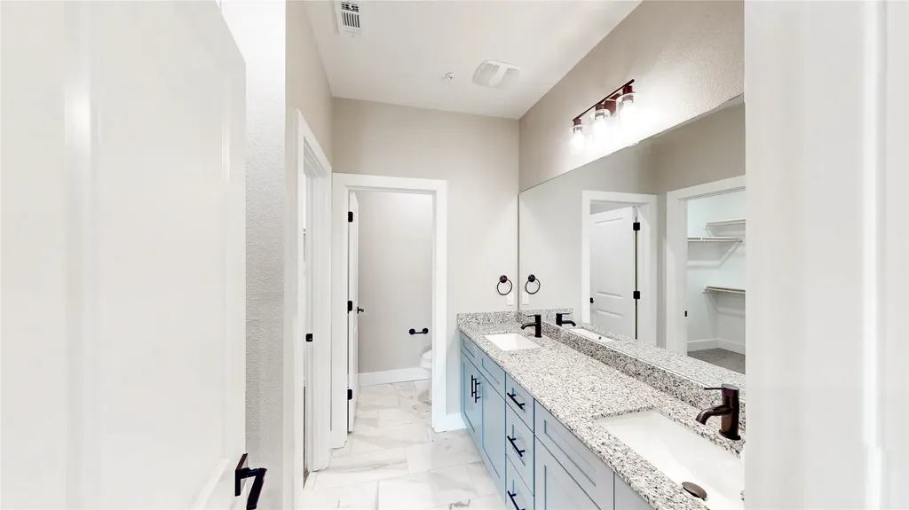 3713 Bonnie Brae Street Denton TX 76226