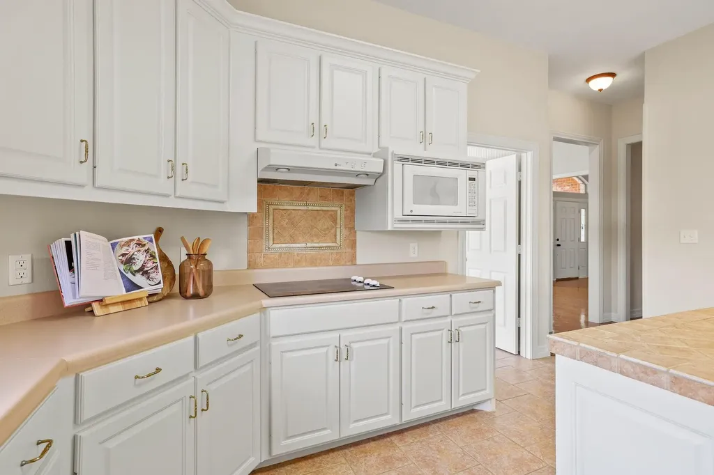 3140 Farm Road 195 Paris TX 75462