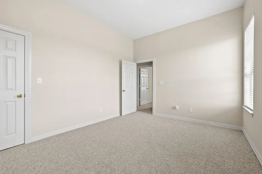 3140 Farm Road 195 Paris TX 75462