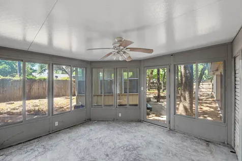 1917 Toplea Drive Euless TX 76040