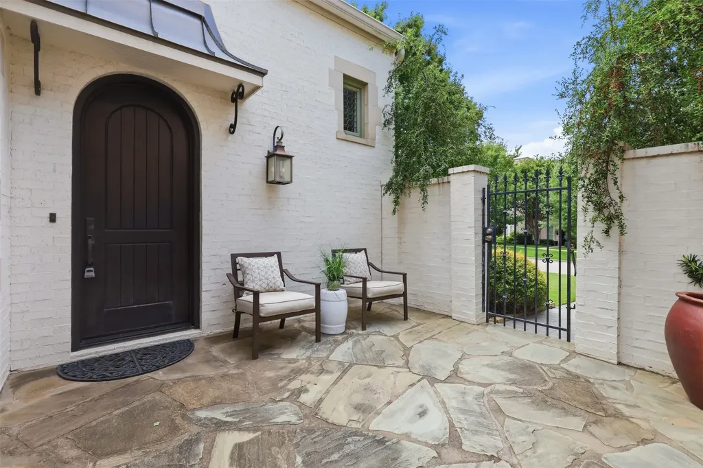 4705 Dexter Avenue Fort Worth TX 76107