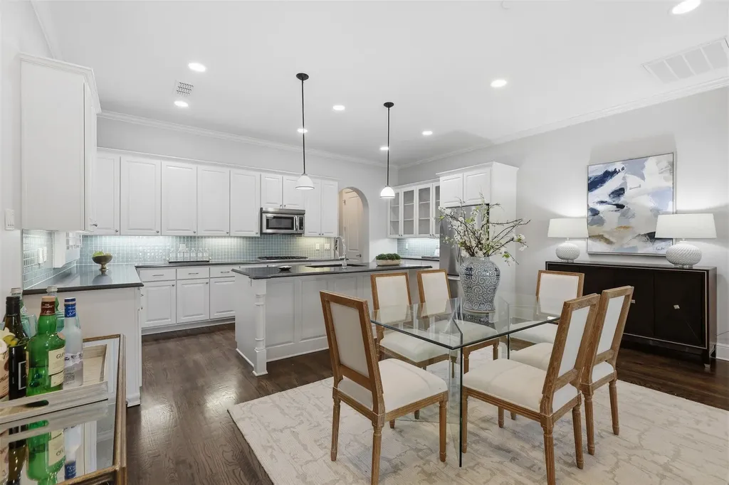 4705 Dexter Avenue Fort Worth TX 76107