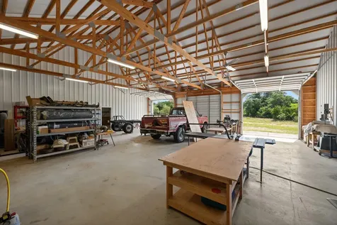 520 Holder Lane Dripping Springs TX 78620