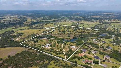 520 Holder Lane Dripping Springs TX 78620