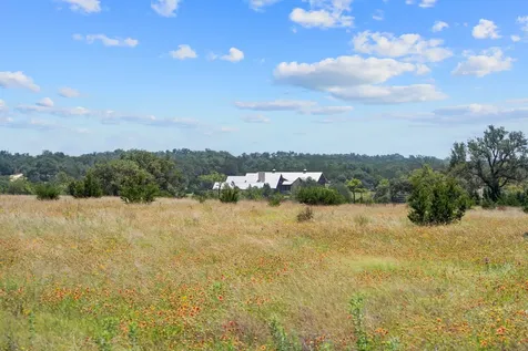 520 Holder Lane Dripping Springs TX 78620