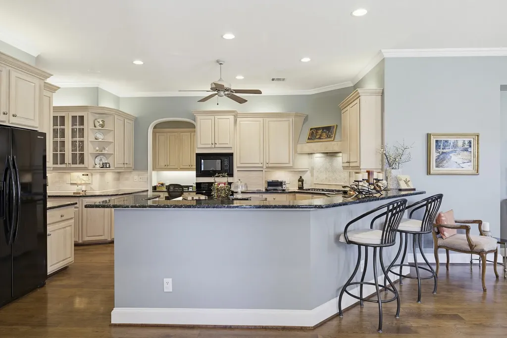 6008 Laurel Valley Court Fort Worth TX 76132