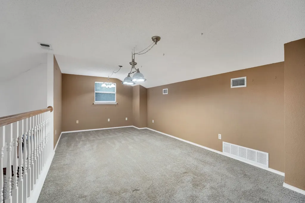 622 Lemon Drive Arlington TX 76018